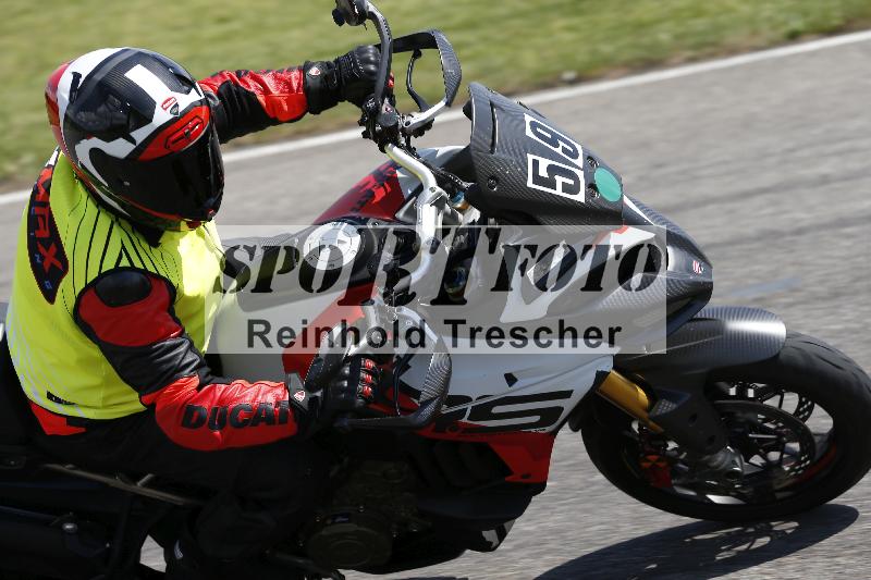 /15 13.05.2025 Max Racing ADR/Gruppe gruen/59